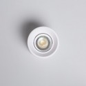 Espaço branco teto sconce